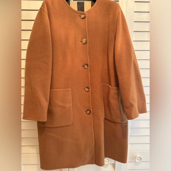 Burberry Women Tisbury Exploded Check Reversible
Wool Coat - Picture 2 of 13